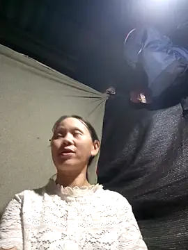 MaiHoa69 online show from October 2, 2025, 2:53 pm