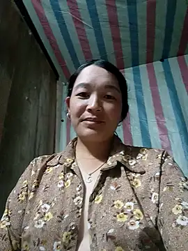 Bliss rose online show from October 4, 2025, 3:35 pm