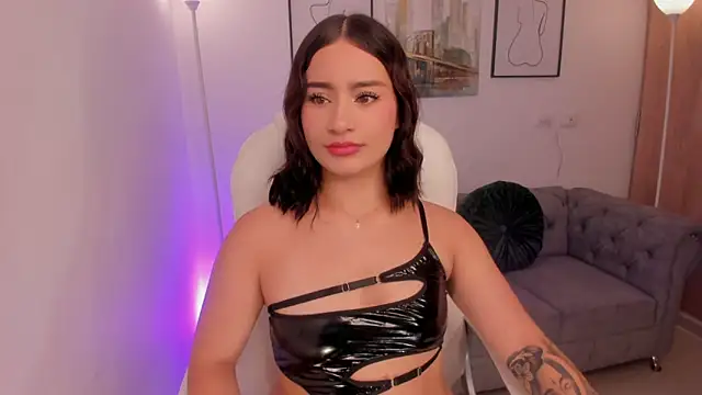 Saskia litt online show from September 16, 2025, 3:40 am