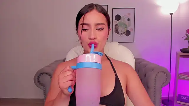 Saskia litt online show from September 14, 2025, 2:01 am