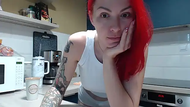 Arri elle online show from December 15, 2025, 11:42 pm