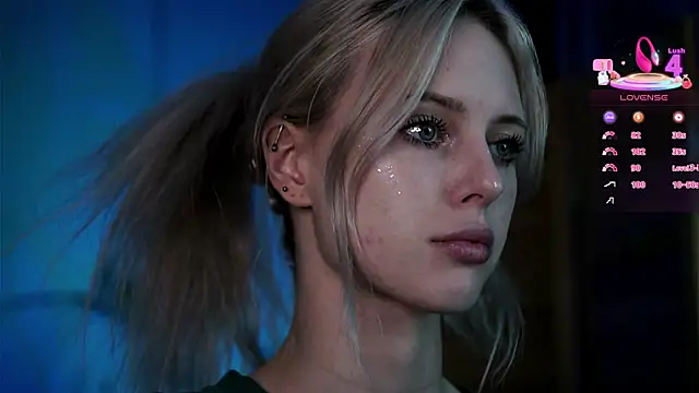 Snapshot of Nelly_Carroll chatting on November 28, 2025, 2:01 am Nelly Carroll online show from November 28, 2025, 2:01 am