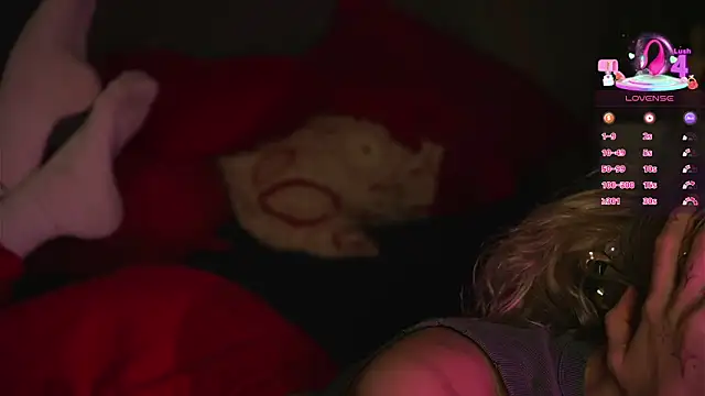 Snapshot of Nelly_Carroll chatting on November 12, 2025, 11:41 pm Nelly Carroll online show from November 12, 2025, 11:41 pm