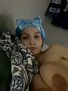 madsdeluxe online show from September 10, 2025, 7:13 pm