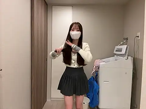 nano-da-u online show from April 4, 2026, 2:12 pm