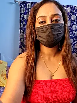 Cute-lusi online show from September 22, 2025, 4:57 pm