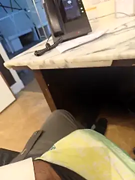 hotboy43339 online show from February 15, 2026, 8:46 am