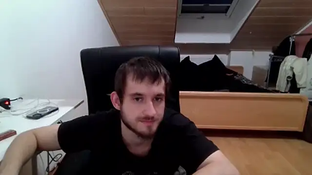 Bez3ybik online show from November 19, 2025, 7:36 pm