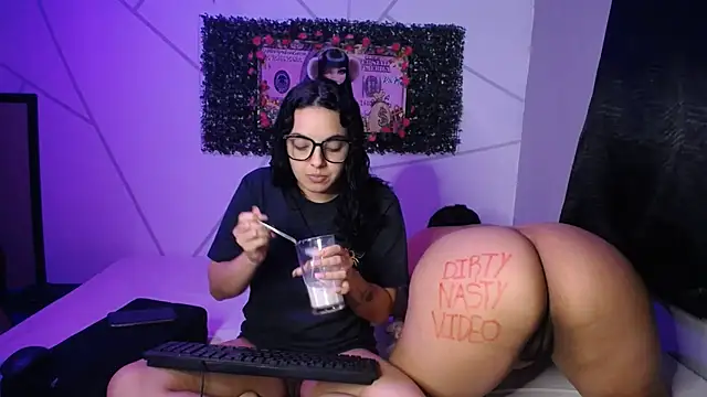 Sweet Dirty Baby online show from July 8, 2026, 7:20 am