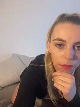 BrumeLove online show from February 28, 2026, 9:53 am