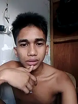 charlie0728 online show from September 26, 2025, 9:54 pm