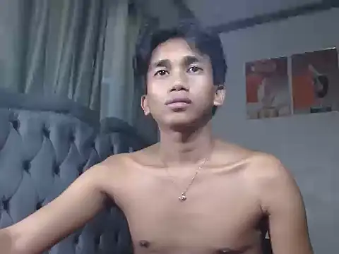 charlie0728 online show from September 10, 2025, 5:39 am