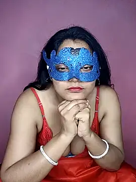 MEERAcle online show from October 30, 2025, 6:49 pm