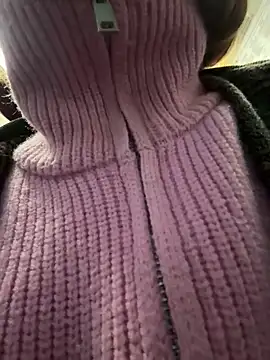 Only April online show from November 21, 2025, 12:59 pm