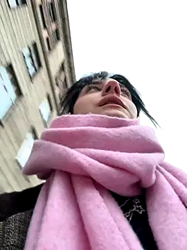 Only April online show from September 24, 2025, 3:18 pm