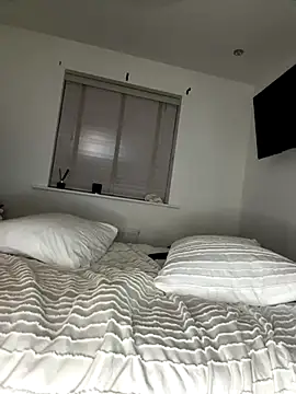 BELLABLACKXUK online show from December 5, 2025, 6:06 pm