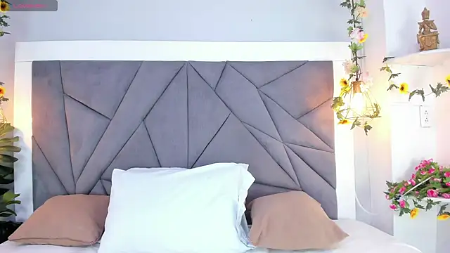 HannaPotther online show from January 13, 2026, 11:36 am