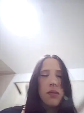 KLOE LUSTX online show from February 17, 2026, 7:38 am