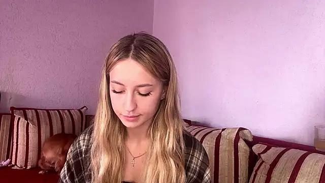 Jetta Corsacami online show from September 15, 2025, 1:55 pm