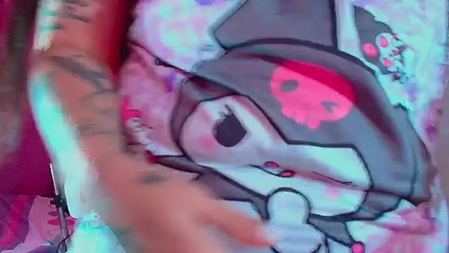 Lali HOtt online show from October 12, 2025, 4:52 pm