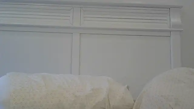 Snapshot of John--a chatting on May 22, 2026, 9:57 pm John--a online show from May 22, 2026, 9:57 pm