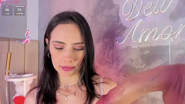 Snapshot of miamonroee_ chatting on February 20, 2026, 10:39 am miamonroee online show from February 20, 2026, 10:39 am