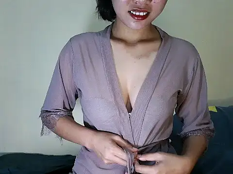 Sweet thea19 online show from November 26, 2025, 2:39 pm