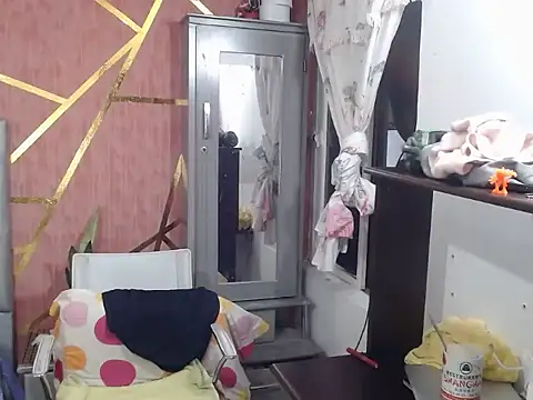 suueetadaira online show from October 8, 2025, 11:34 am