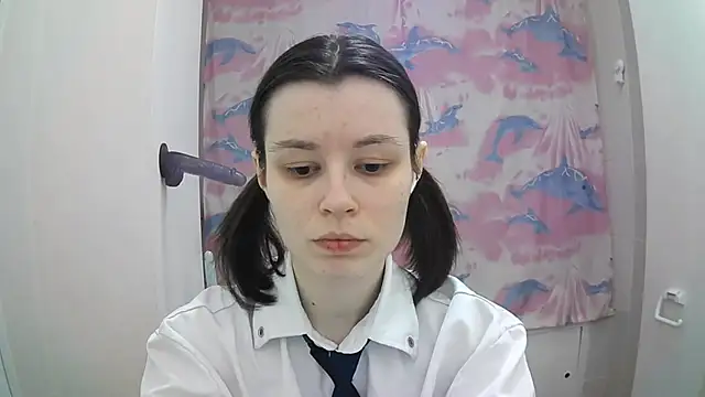 EdlinEngelby online show from October 10, 2025, 5:14 pm