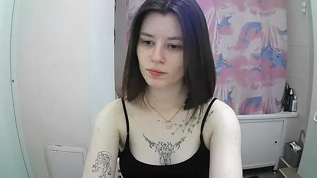 EdlinEngelby online show from October 21, 2025, 4:28 pm