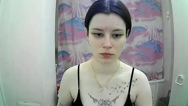 EdlinEngelby online show from October 6, 2025, 2:07 pm