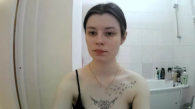 EdlinEngelby online show from November 19, 2025, 7:36 pm