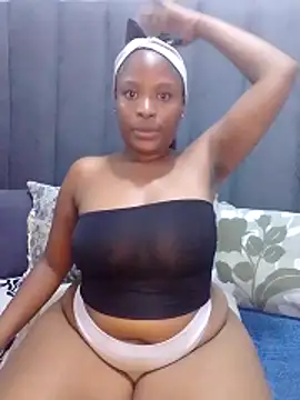 MrsMxx25 online show from October 8, 2025, 9:15 pm