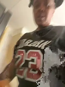 Ebonyboobsmilk online show from November 25, 2025, 1:22 pm