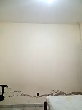 Maniasefetiches online show from April 15, 2026, 3:01 am