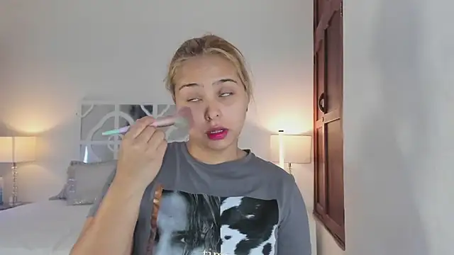 MikaelaStone online show from February 19, 2026, 9:50 am