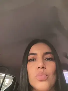 renata black  online show from April 15, 2026, 8:42 pm