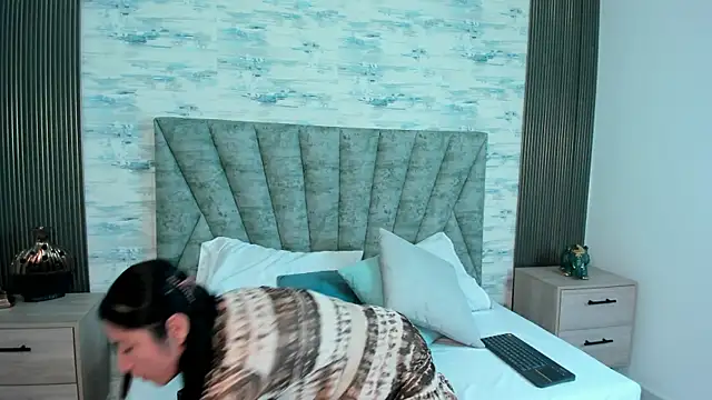 Snapshot of ShanelEvans chatting on September 26, 2025, 7:21 pm ShanelEvans online show from September 26, 2025, 7:21 pm