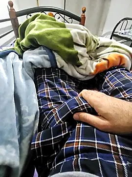 fena-sikerimmm online show from April 24, 2026, 10:01 pm