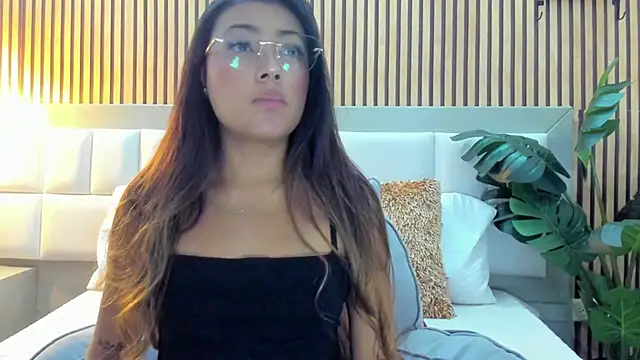 KattyBonnie online show from September 9, 2025, 7:45 pm