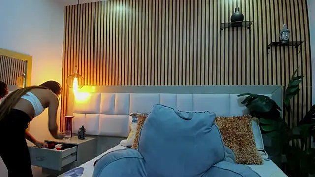 KattyBonnie online show from September 21, 2025, 8:14 pm