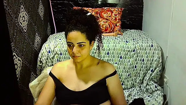  naughty milf online show from January 8, 2026, 2:45 pm