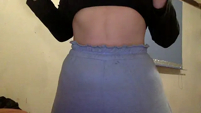 Bellababexox online show from November 13, 2025, 6:39 am