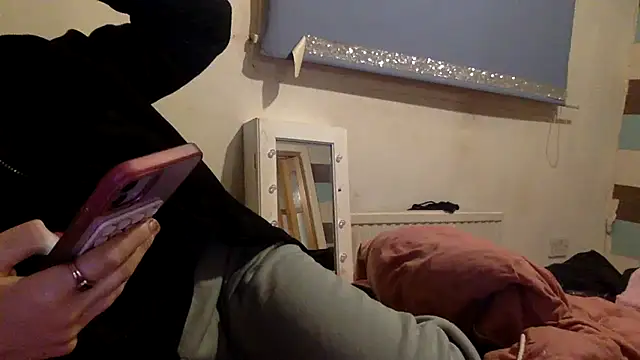 Bellababexox online show from November 16, 2025, 7:18 pm