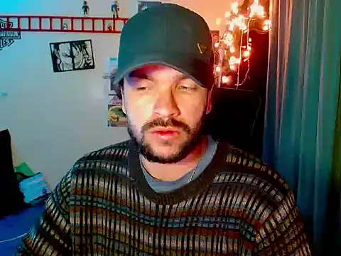 cortelioni massimo  online show from December 5, 2025, 1:38 am