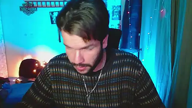 cortelioni massimo  online show from September 12, 2025, 1:50 am