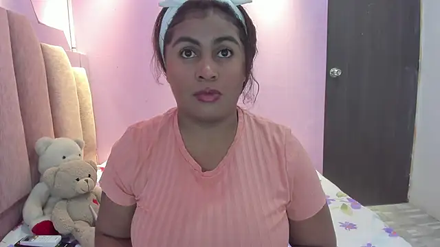 AndreaSweet2 online show from January 9, 2026, 8:16 pm