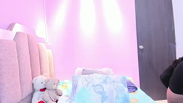 AndreaSweet2 online show from September 27, 2025, 7:42 pm