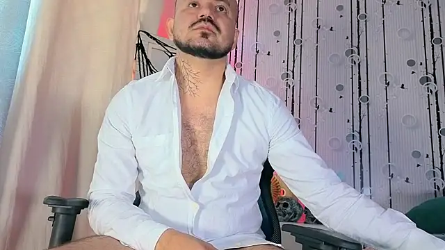 AlphaDrip online show from October 21, 2025, 12:15 pm