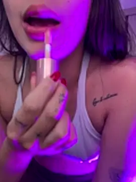 Mavii  online show from December 20, 2025, 4:54 pm